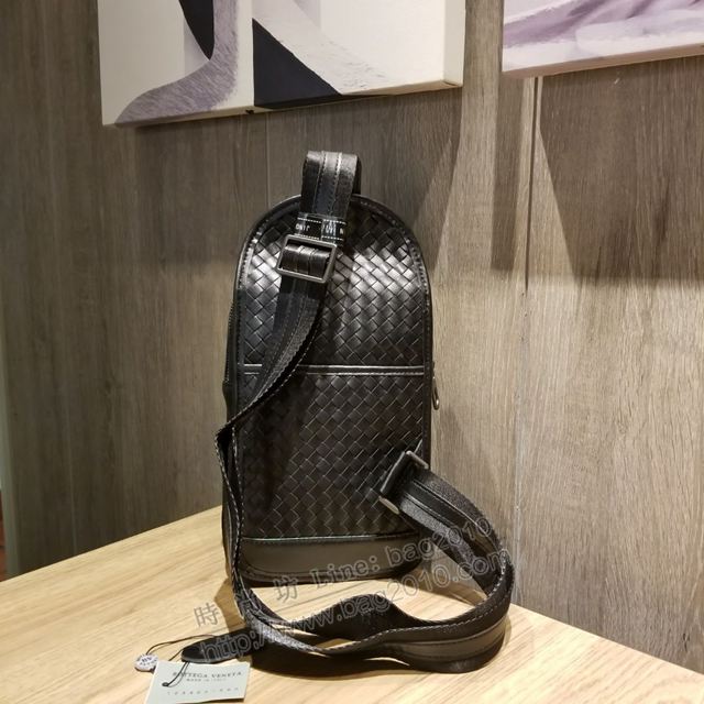 BV男包 22668-1 寶緹嘉爆款胸包 經典款BV男挎包  nbq1023